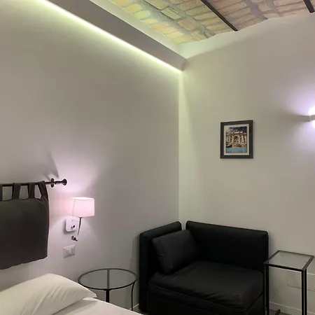 Luxury Near Colosseum 招待所