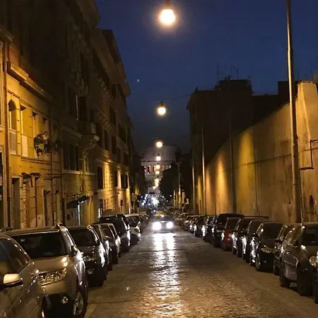بيت ضيافة Luxury Near Colosseum