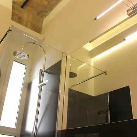 Luxury Near Colosseum 2* Roma